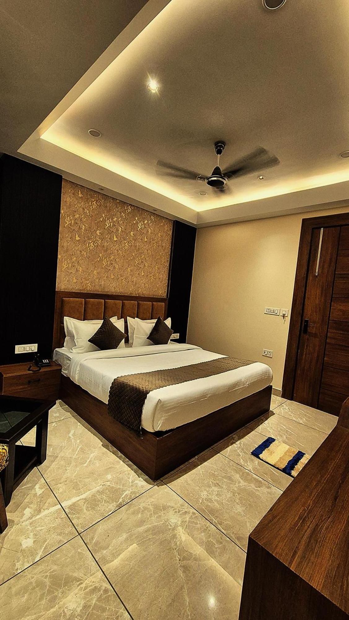 Hotel Hari Dhara, 100 Meters From Har-Ki-Pauri Haridwār Dış mekan fotoğraf