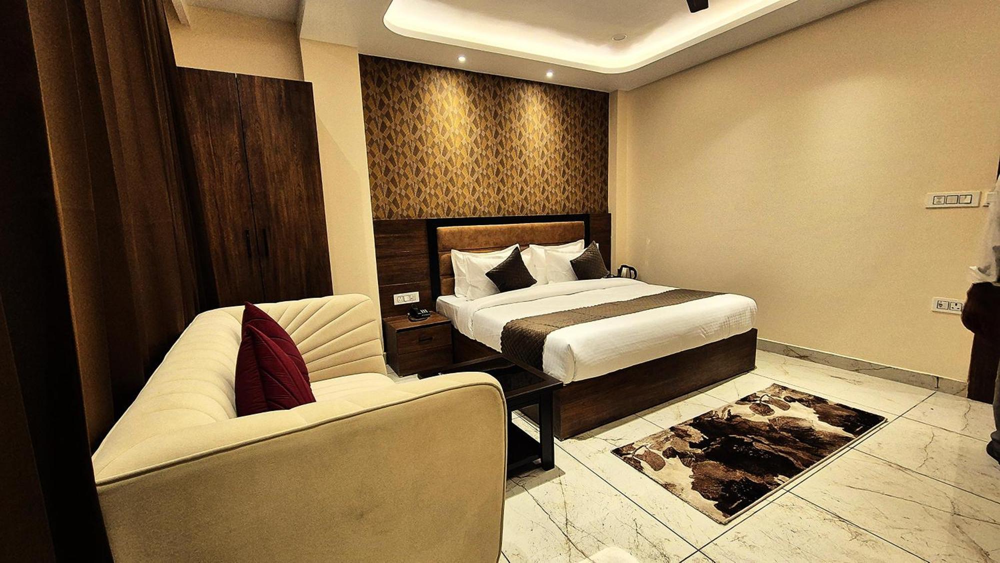 Hotel Hari Dhara, 100 Meters From Har-Ki-Pauri Haridwār Dış mekan fotoğraf